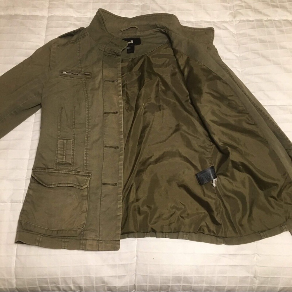 H&M light weight Jacket size (4) - Picture 6 of 7